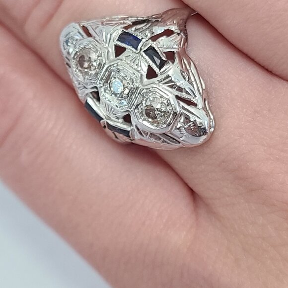 Antique 18K White Gold Art Deco Shield Ring with Diamonds and Sapphires - Picture 14 of 15